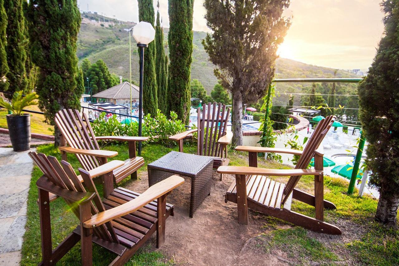 Hotel Golden Park All Inclusive Pocos De Caldas By Nacional Inn Bagian luar foto Adirondack chairs at the Sun Valley Lodge