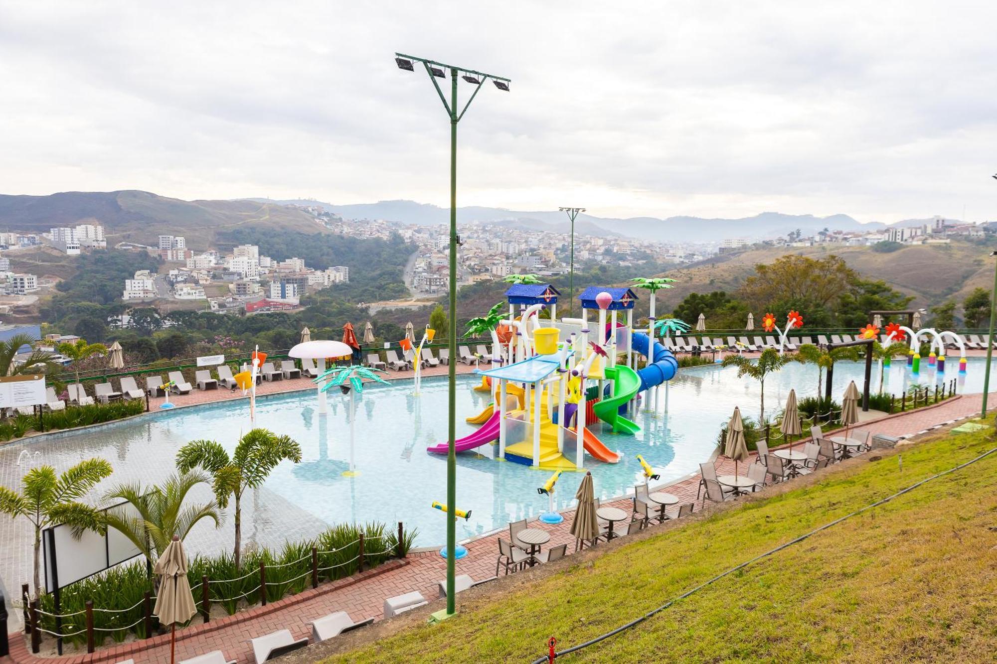 Hotel Golden Park All Inclusive Pocos De Caldas By Nacional Inn Bagian luar foto Water park in the resort