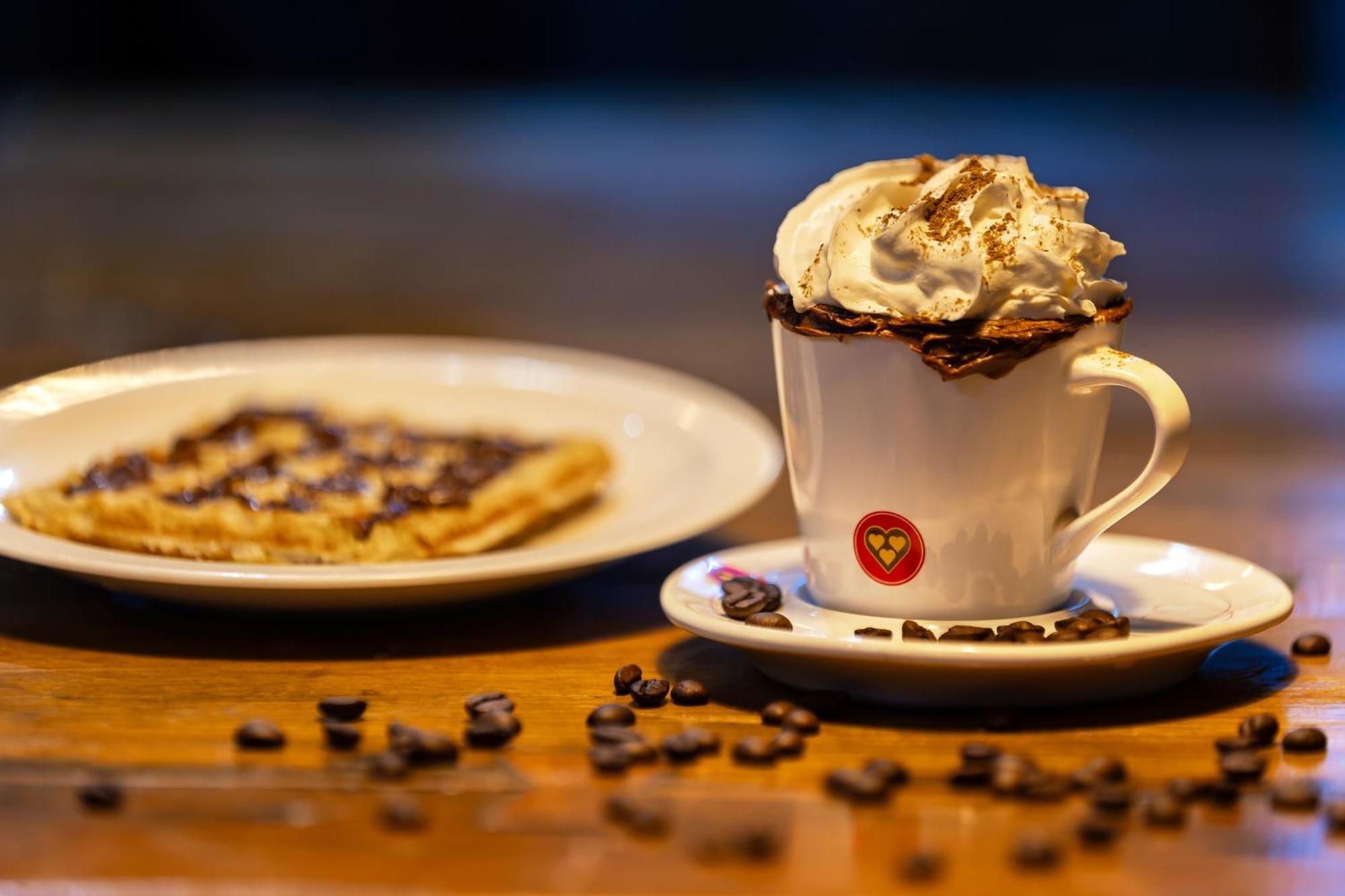 Hotel Golden Park All Inclusive Pocos De Caldas By Nacional Inn Bagian luar foto A cup of coffee